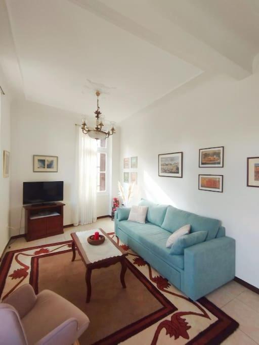 Calliope'S Neoclassical Home In The Heart Of Plaka Athen Eksteriør billede