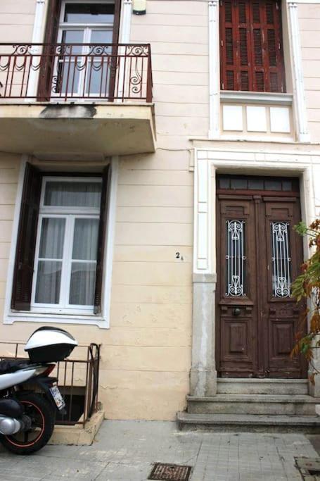 Calliope'S Neoclassical Home In The Heart Of Plaka Athen Eksteriør billede
