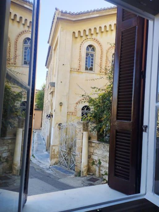 Calliope'S Neoclassical Home In The Heart Of Plaka Athen Eksteriør billede